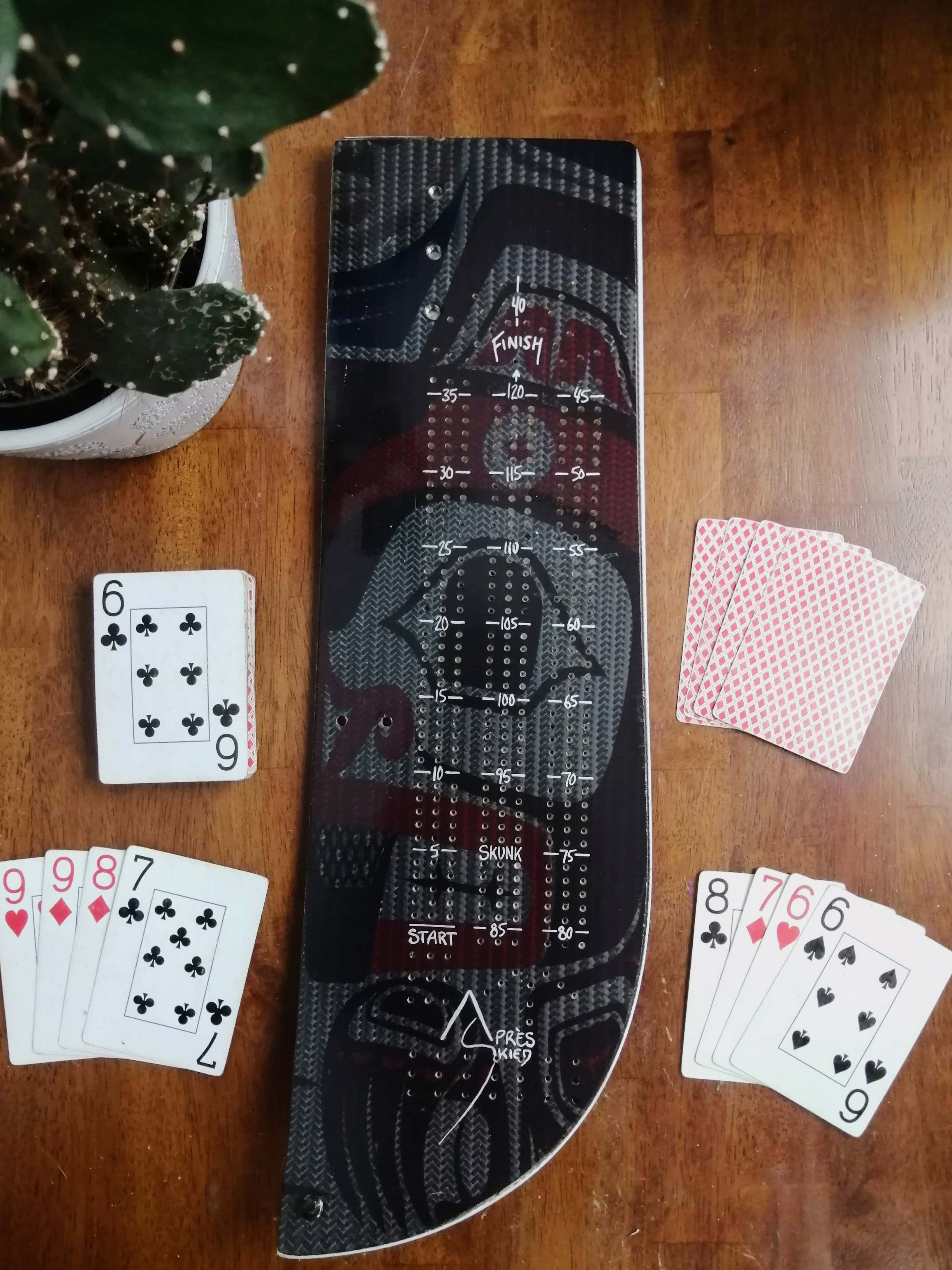 Prior Split-board Cribbage Board