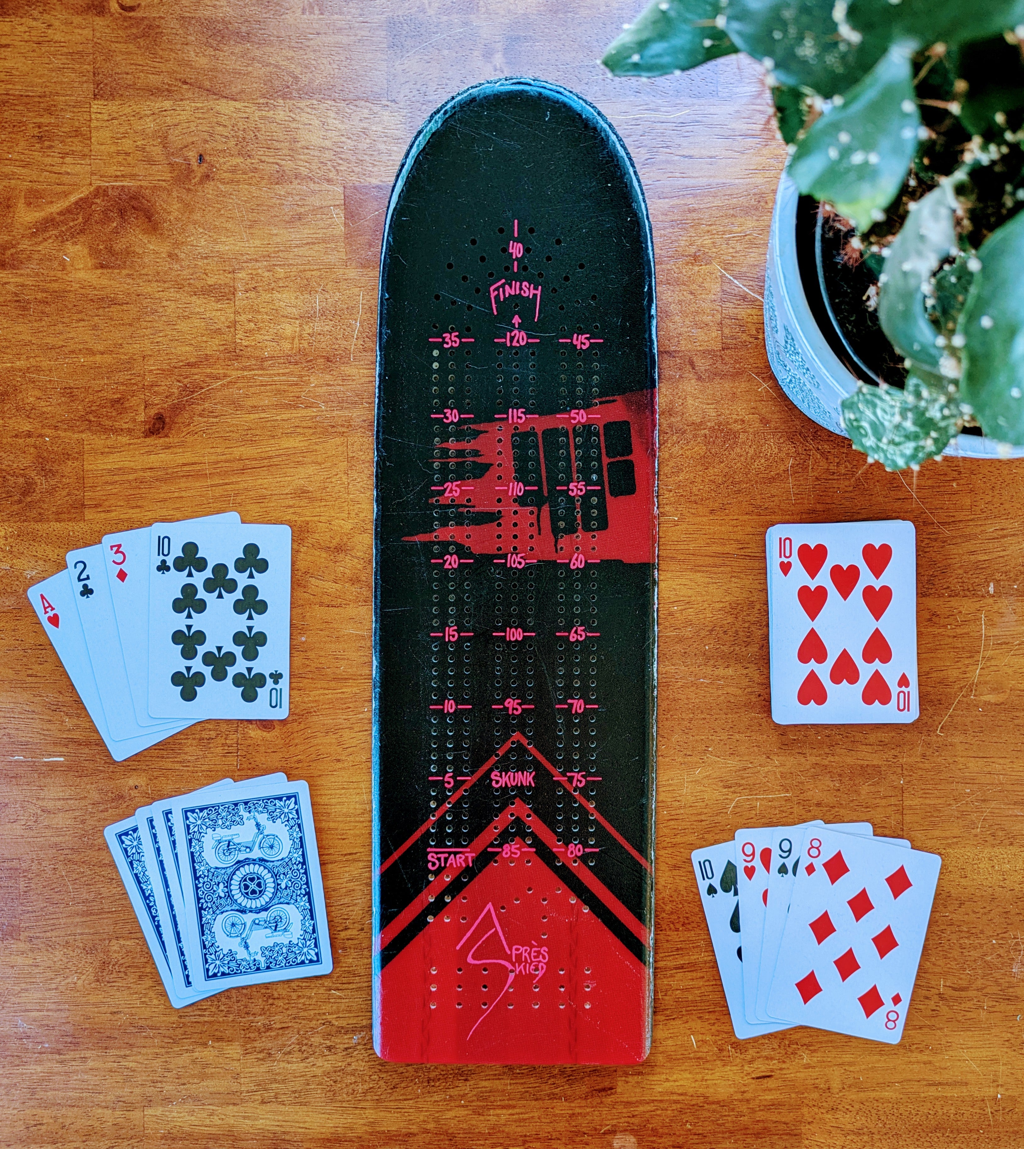 4FRNT - Ski Cribbage board
