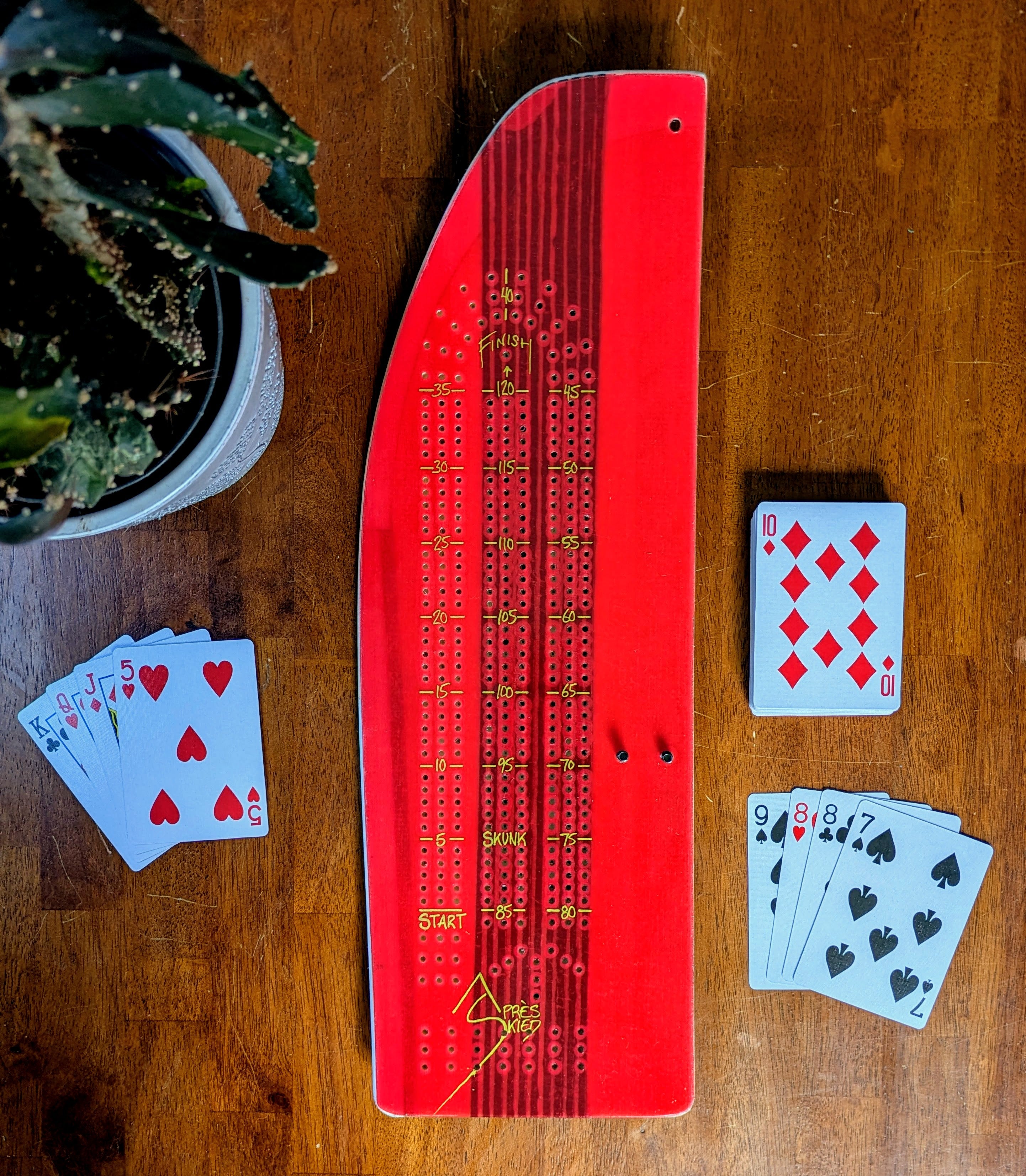 Split Board Cribbage board