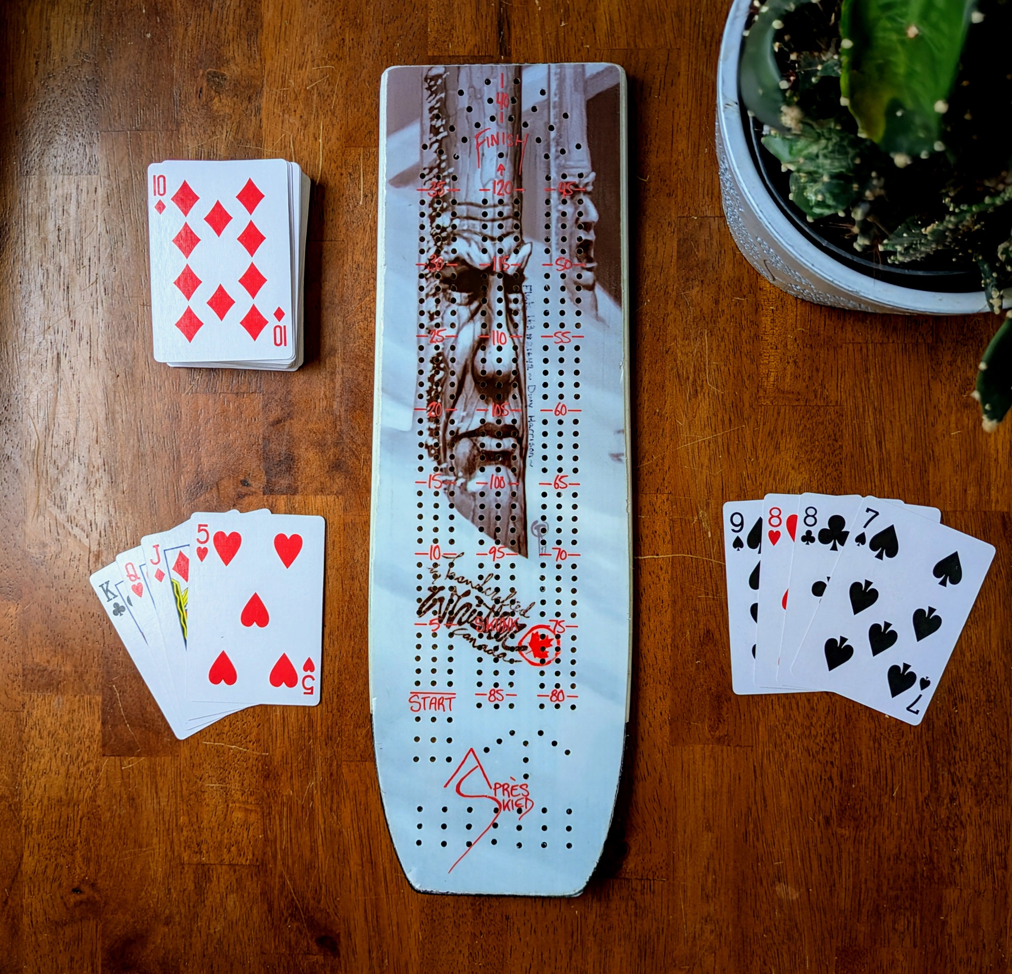 Prior - Ski Cribbage board
