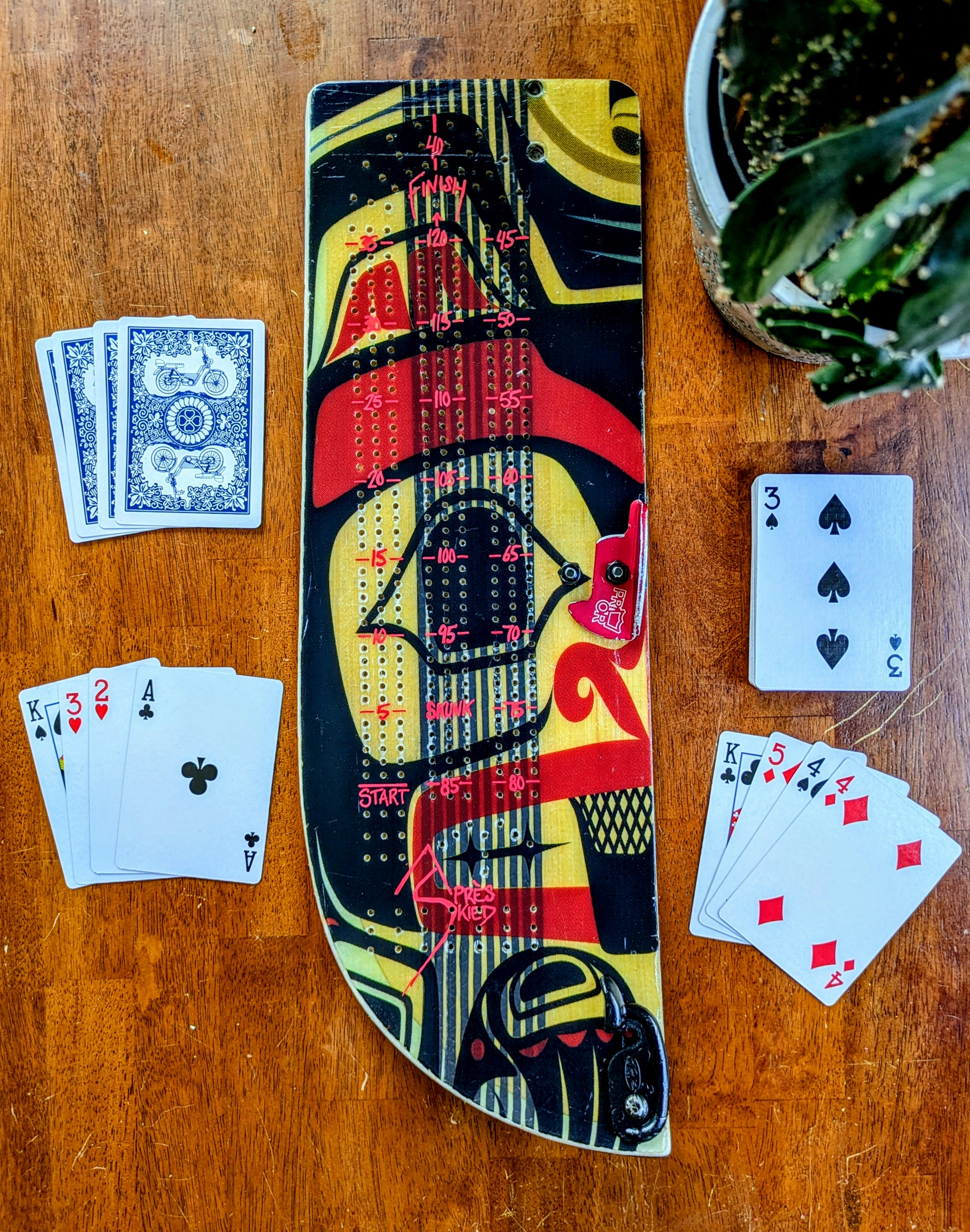 Prior - Split Board Cribbage board