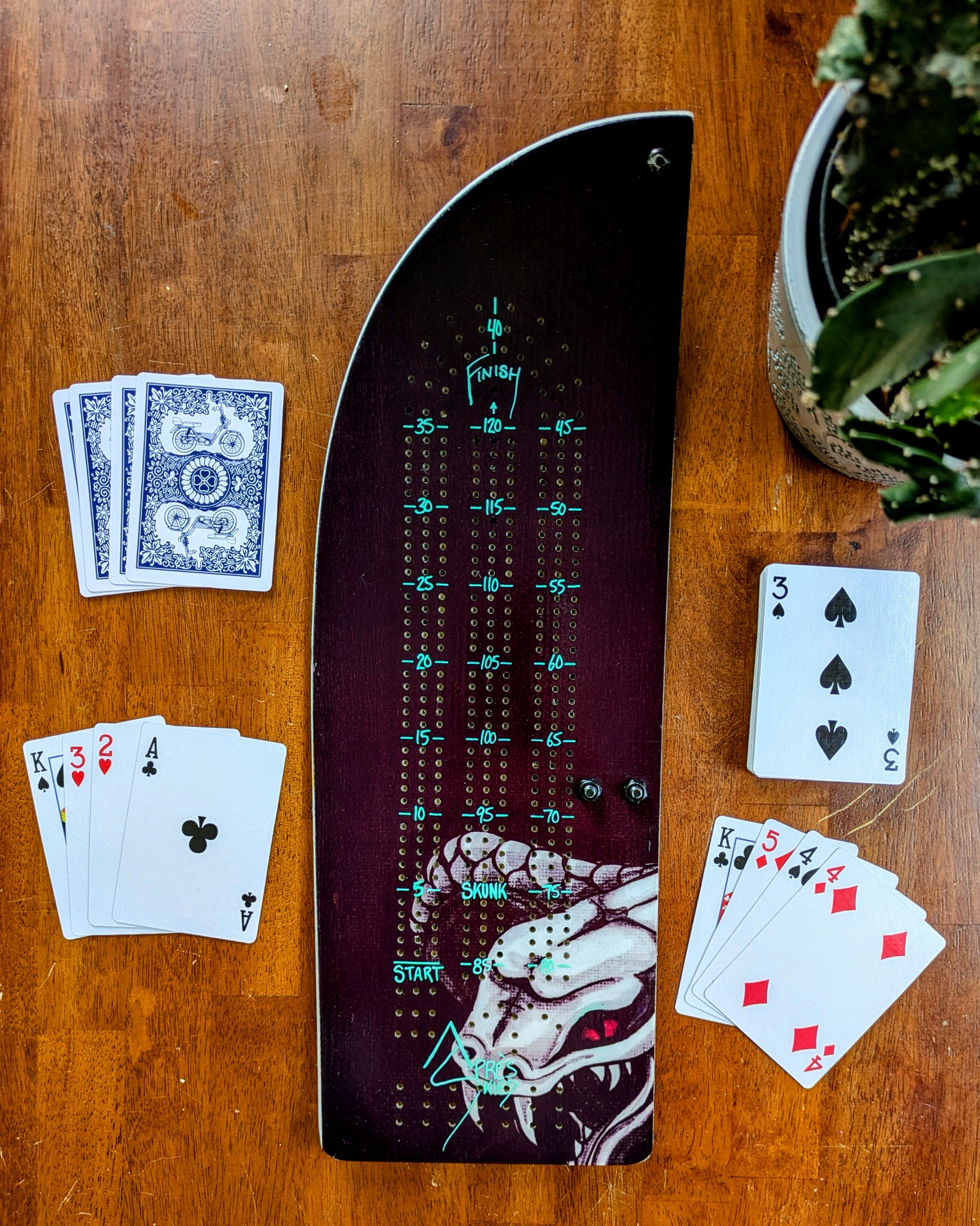 Prior - Split Board Cribbage board