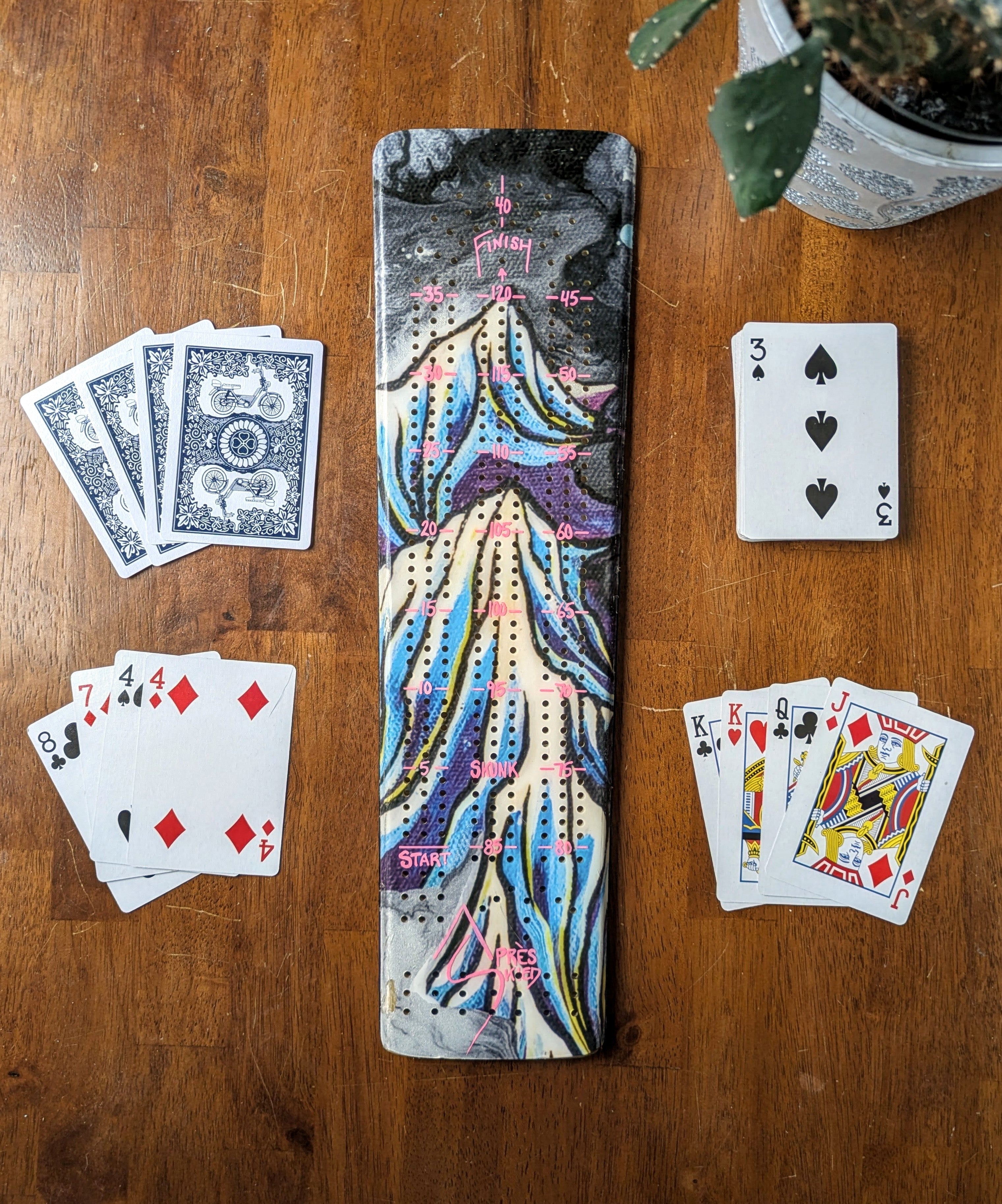 Atomic - Ski Cribbage board