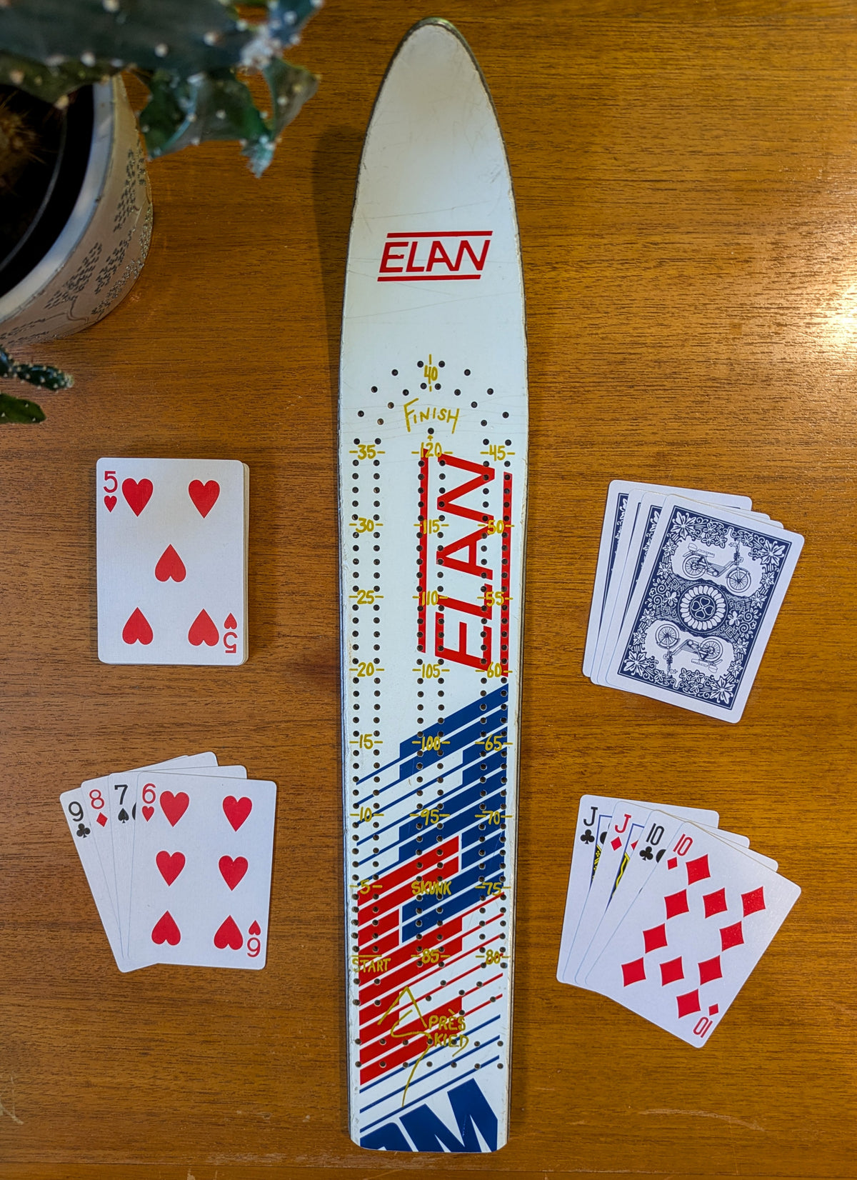 2 Player Elan - Skinny Ski Cribbage board