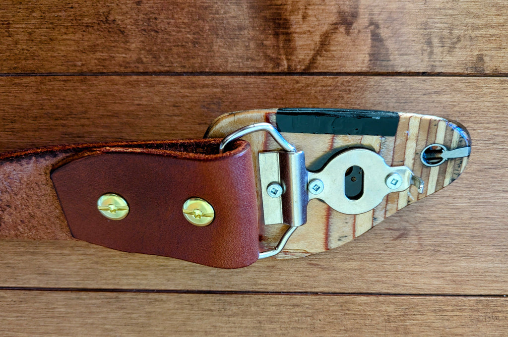 Golf Club Belt Buckle - Wilson